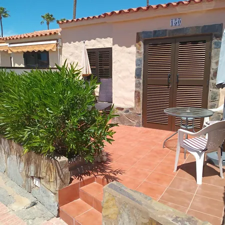 Casita De Gatas Pupy Holiday home