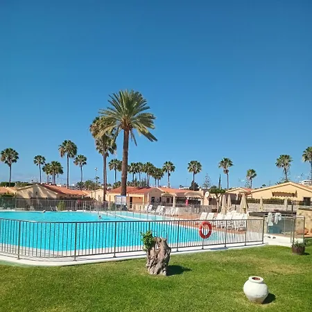 Casita De Gatas Pupy Holiday home