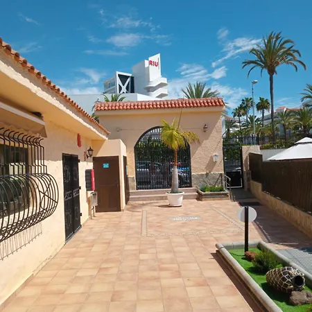 Casita De Gatas Pupy Playa del Ingles (Gran Canaria)
